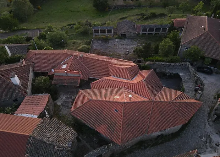 Semesterbostad Casa Padre Manuel Do Couto *